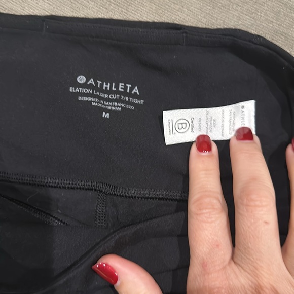 Athleta Elation laser cut 7/8 Tight size medium color black - Picture 3 of 5